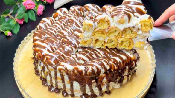 Torta con panna e cioccolato