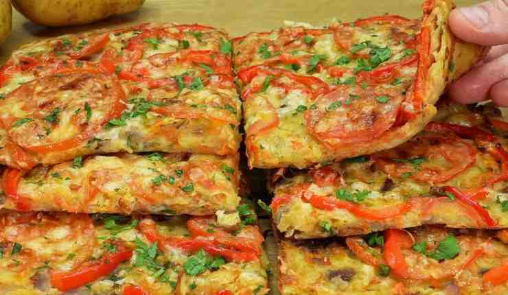 Tranci di pizza al pomodoro
