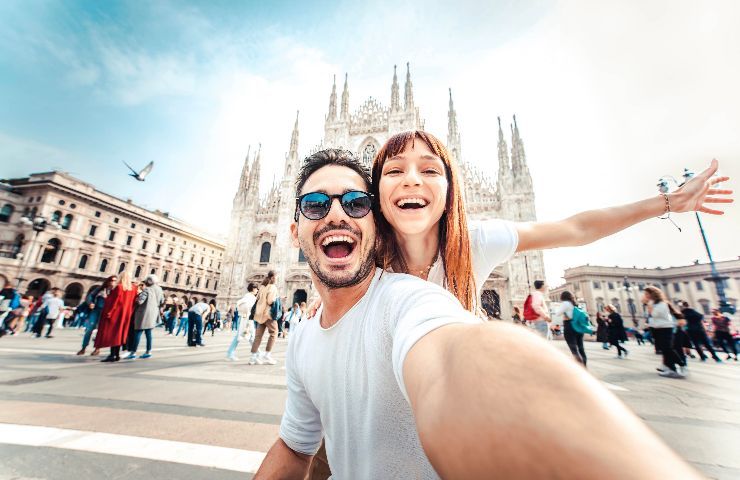 Turisti scattano selfie