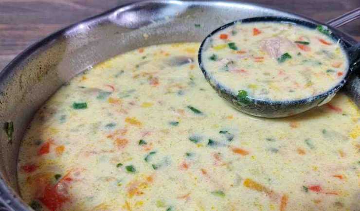 Zuppa cremosa al tonno