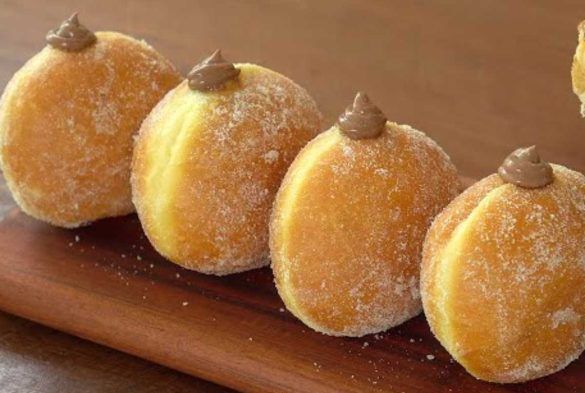 Bomboloni con crema al cioccolato