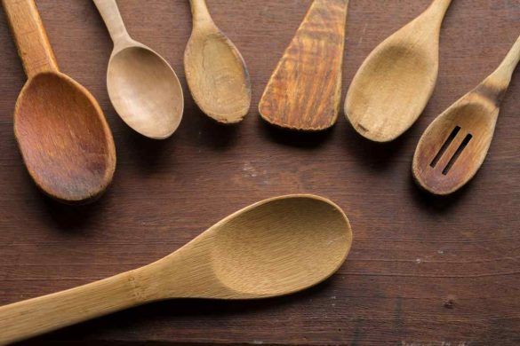 Come pulire mestoli di legno