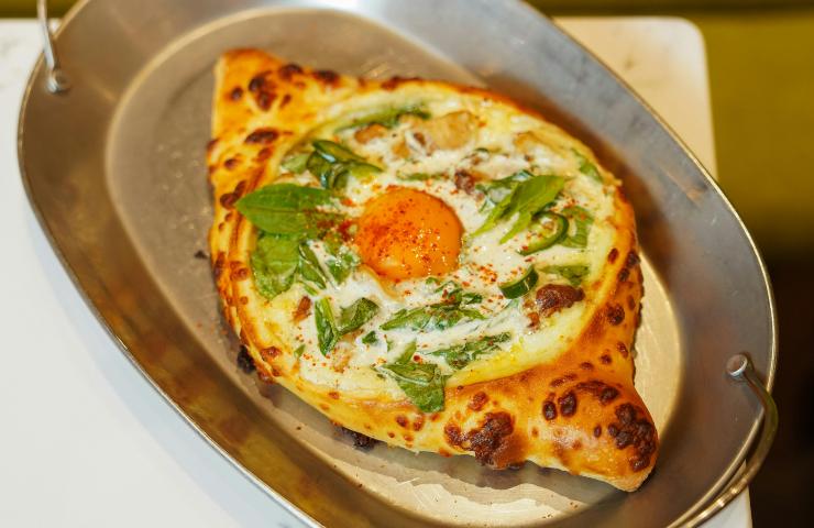 Khachapuri