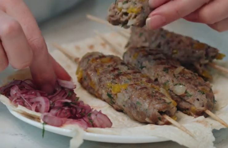 Saporiti spiedini di carne