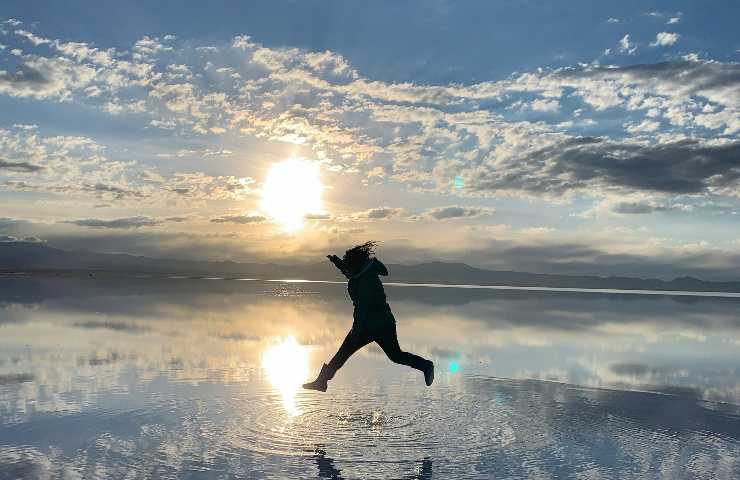 Turista a Salar de Unyuni - Bolivia