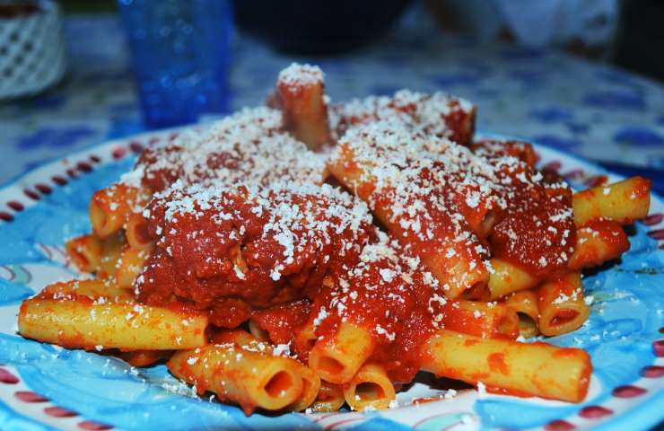 Ziti al ragù