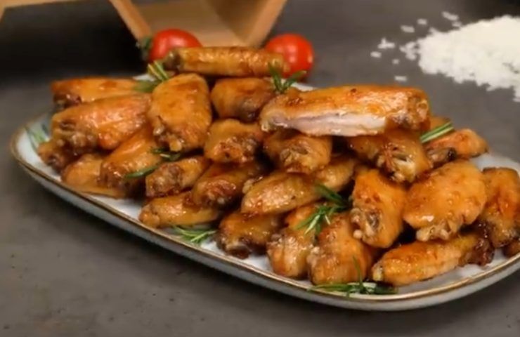 Ali di pollo al forno