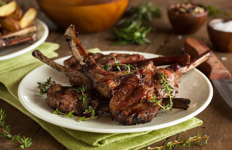 Come cucinare i tagli dell'agnello