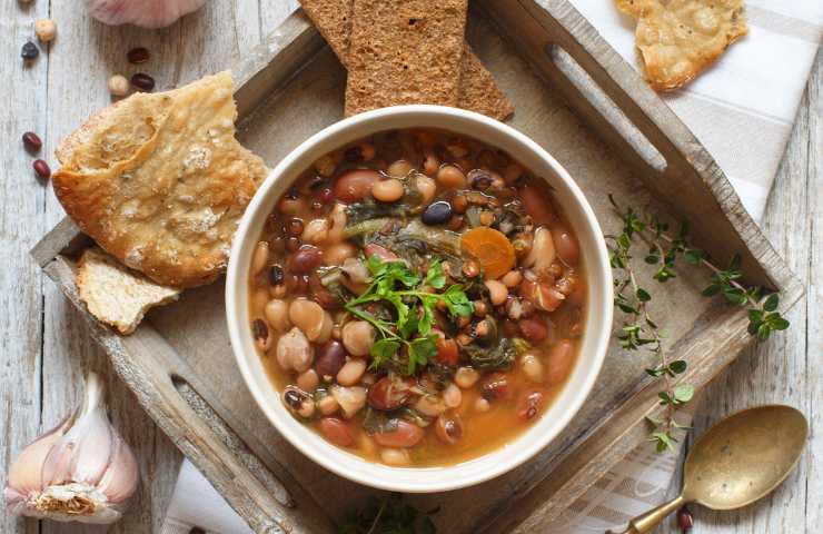 Come cucinare la zuppa di lenticchie