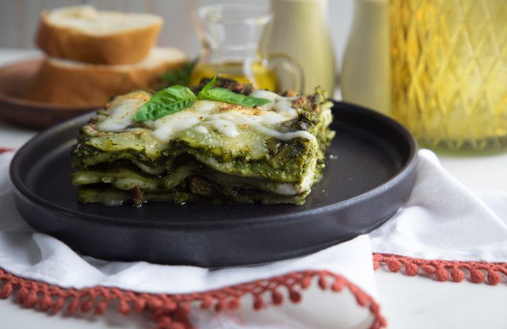 Lasagna mortadella e pistacchio ricetta