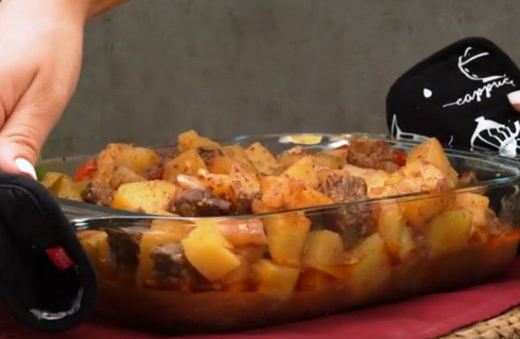 Mix di carne e patate al forno