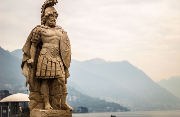 Statua di Marte a Villa Olmo