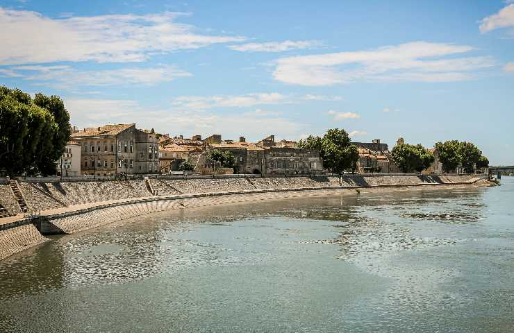 Arles