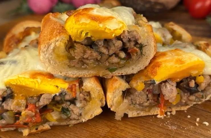 Baguette farcita con carne e verdure