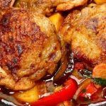 Cosce di pollo con verdure in padella