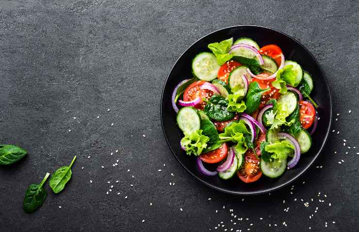 Insalata di cetrioli ricetta