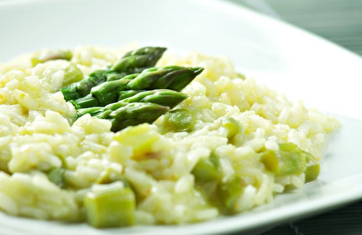 Risotto vongole e asparagi