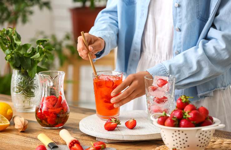 Come si fa la limonata alle fragole