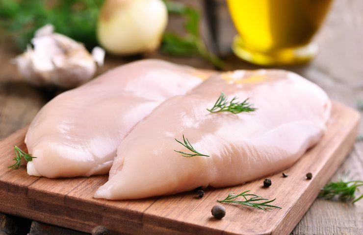 Come si scongela il petto di pollo