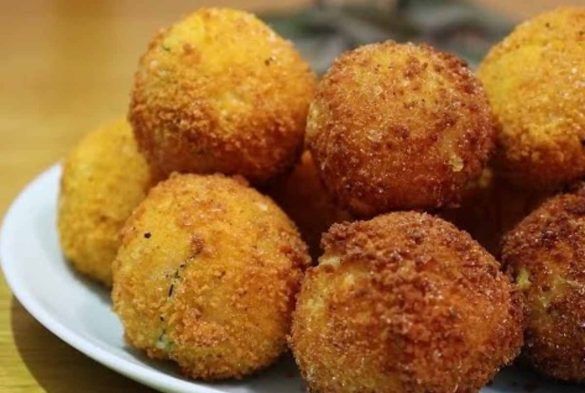 Polpette di patate con mozzarella