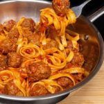 Tagliatelle con polpette