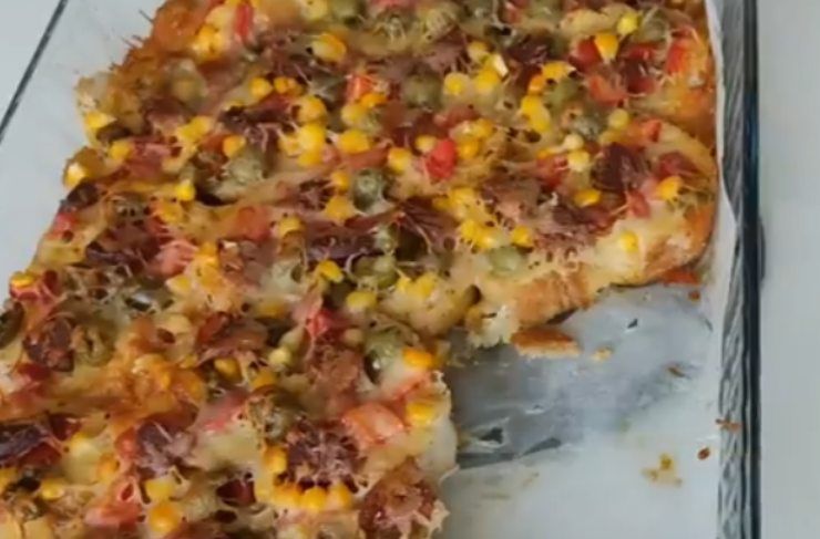 Pasticcio con pane e salsiccia