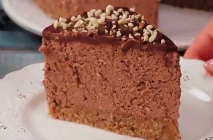 Torta fredda con panna e cioccolato