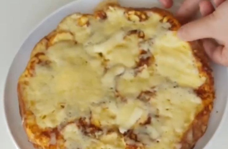 Torta salata con pane e yogurt