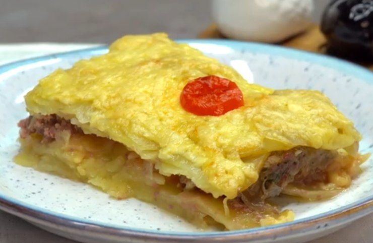 Pasticcio di carne e patate al forno